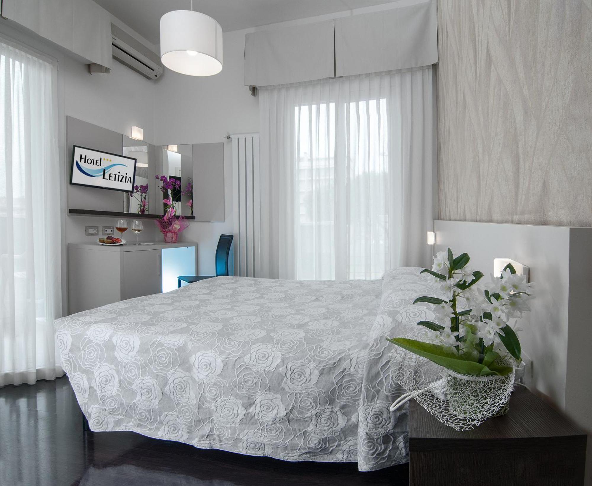 Hotel Letizia Rimini Extérieur photo