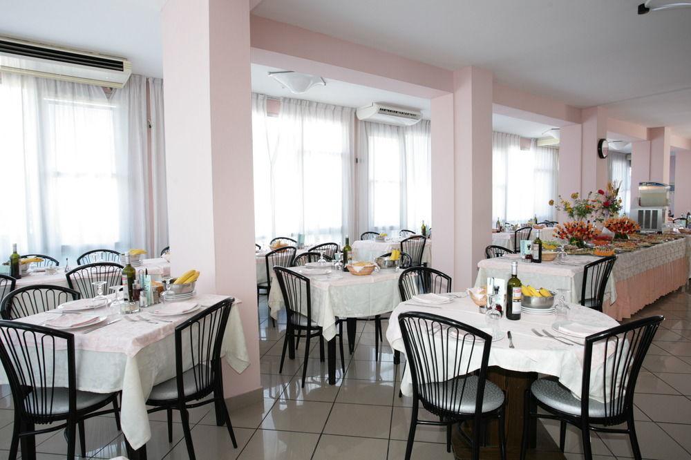 Hotel Letizia Rimini Extérieur photo