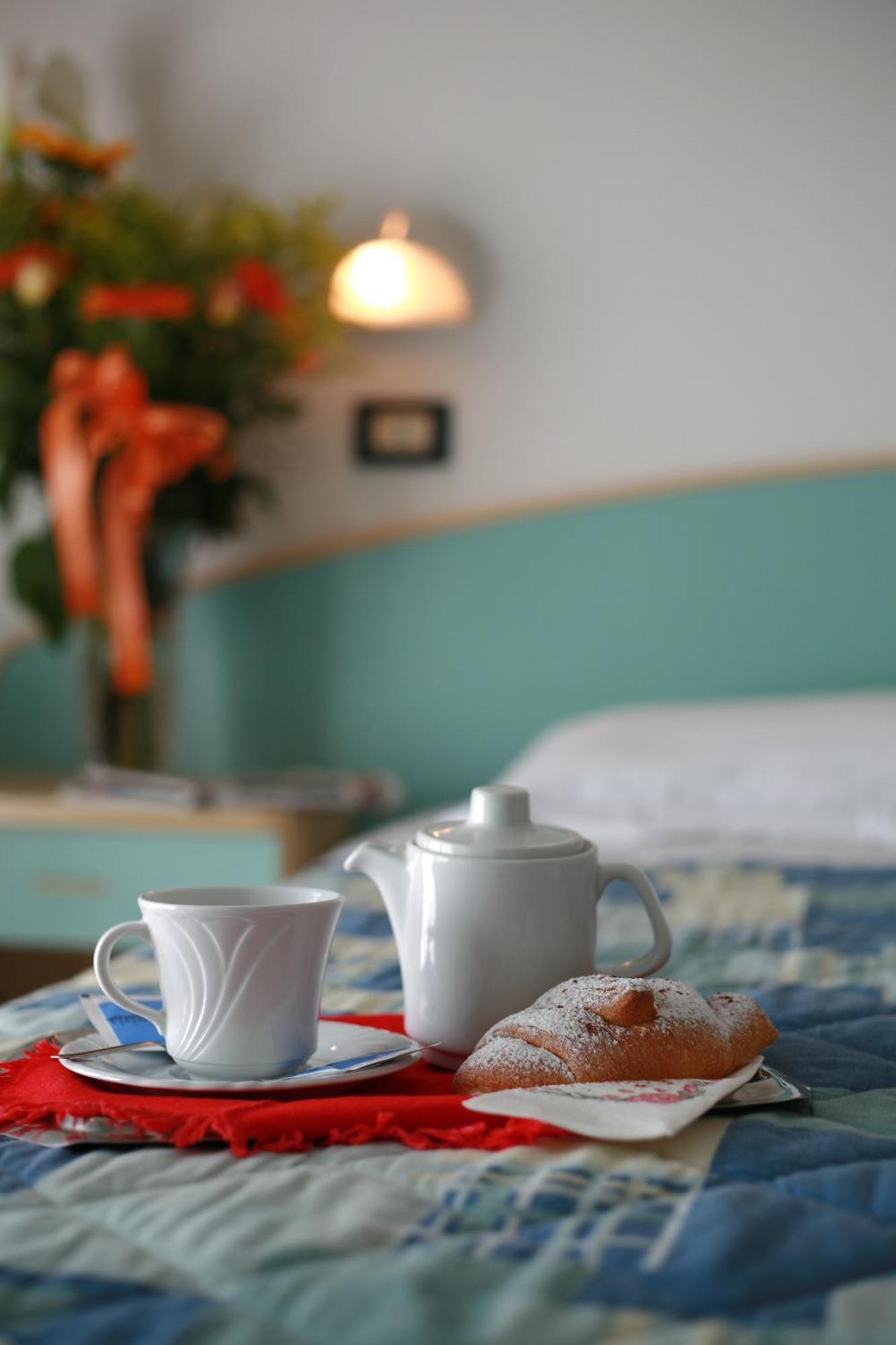 Hotel Letizia Rimini Extérieur photo